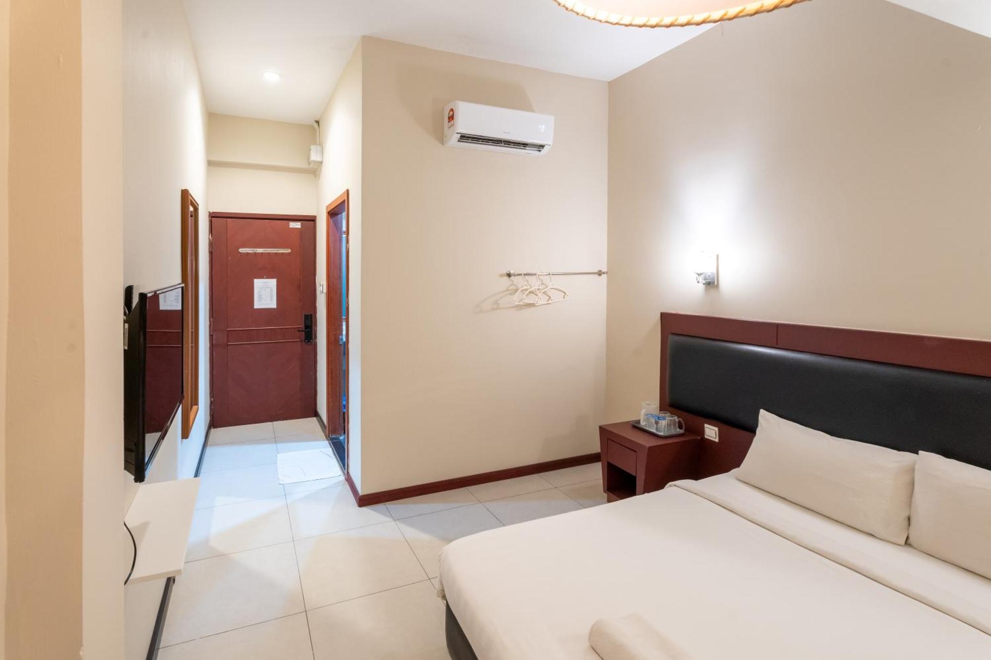 Pertama Lodge Тавау Екстериор снимка